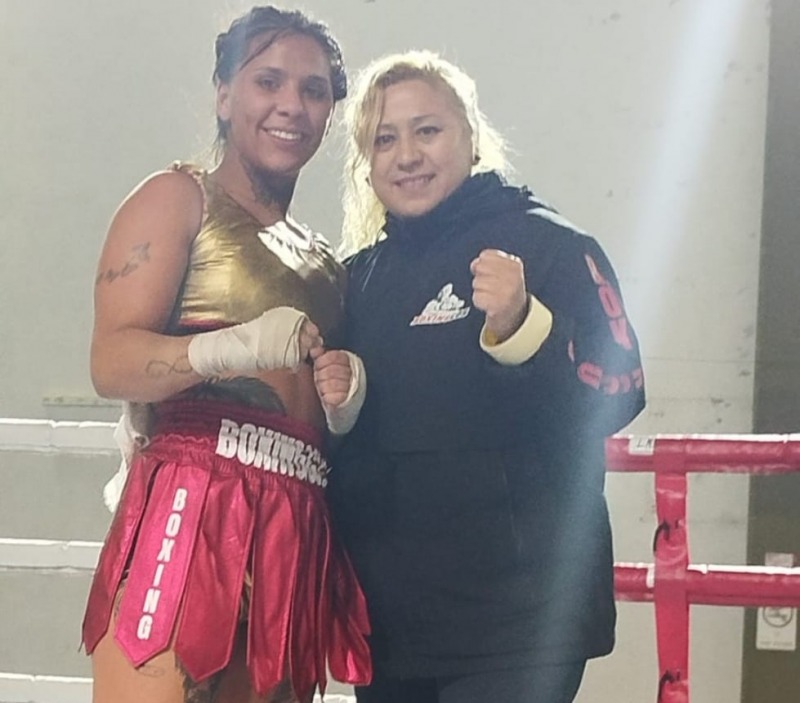 Buen triunfo de Nadia Prez en una velada en Rauch